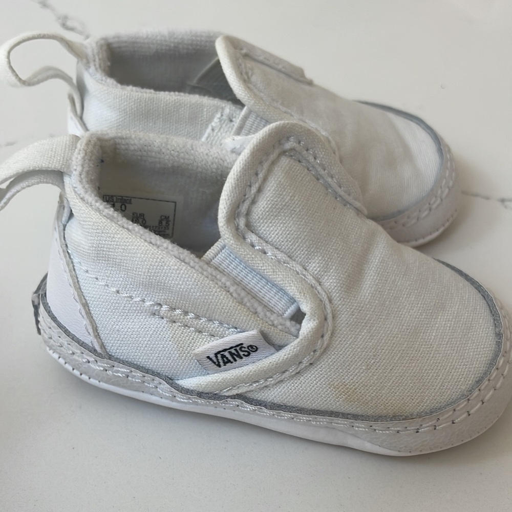 GUC tiny infant Vans slipons